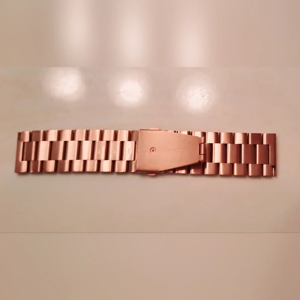 Rose Gold Premium Stainless Steel Smartwatch Band - Picture 4 of 15